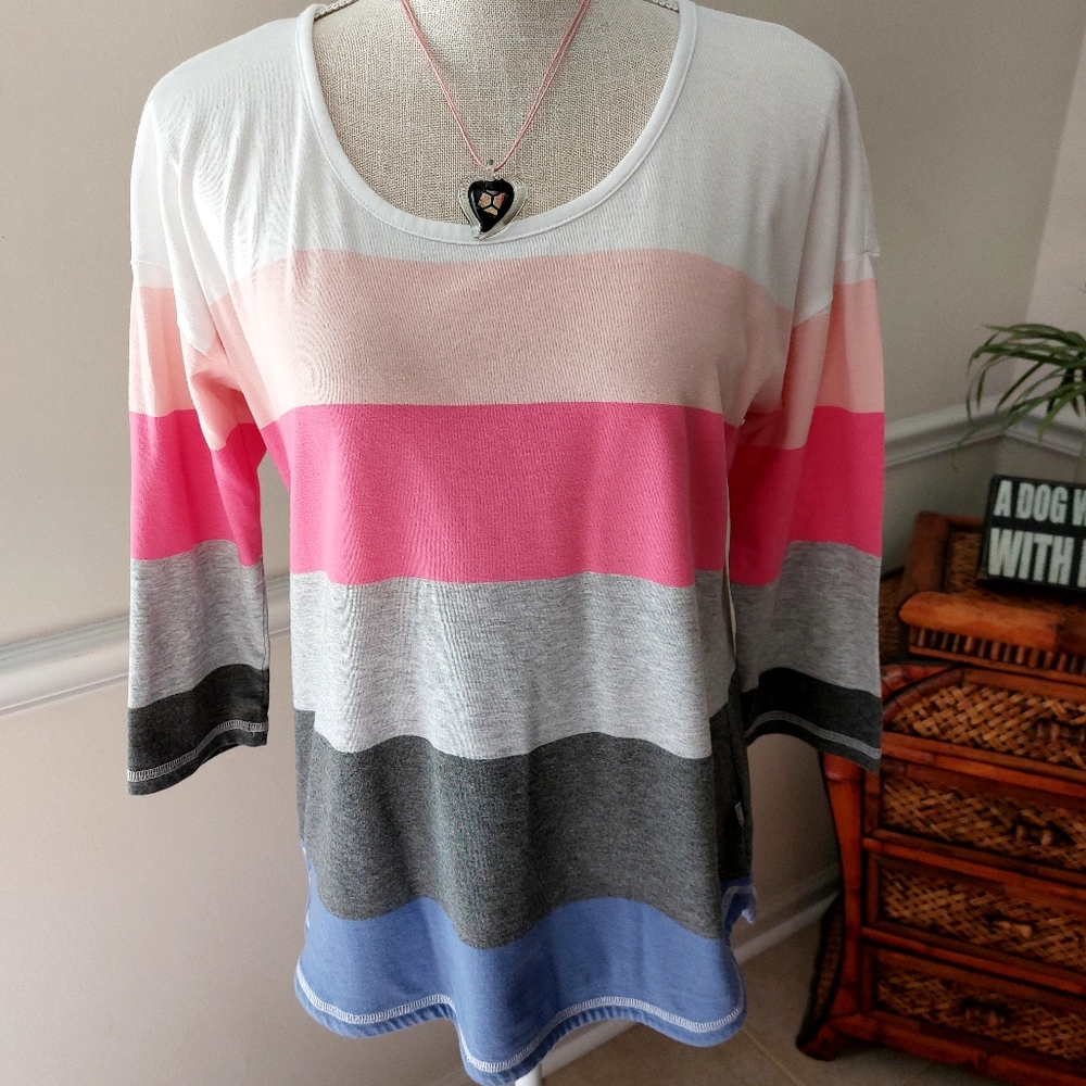 TALBOTS Womens key hole tee